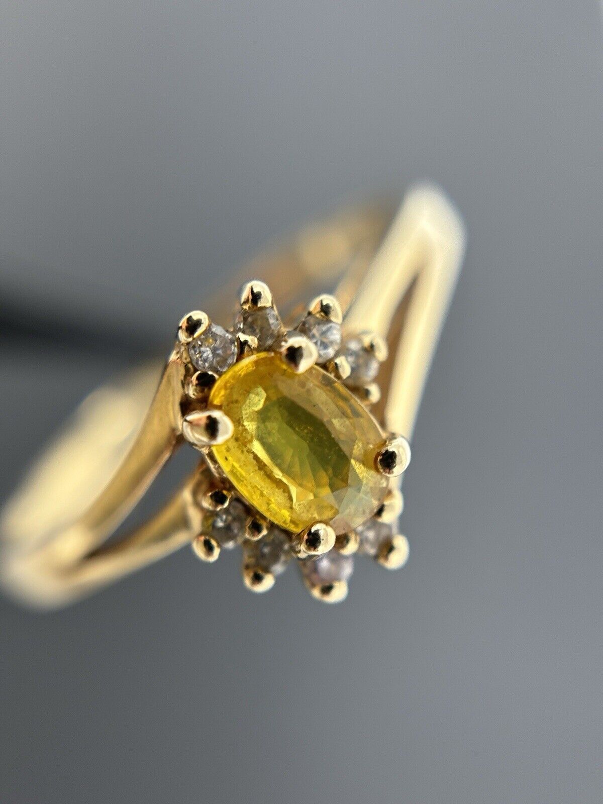 Gelbgold Ring Gelber 0,7ct Saphir Brillanten Damen 14K/585 No.136