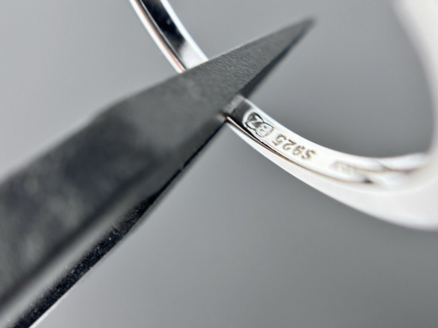 Entourage Ring Princesscut Silber 925er Steine in der Schiene