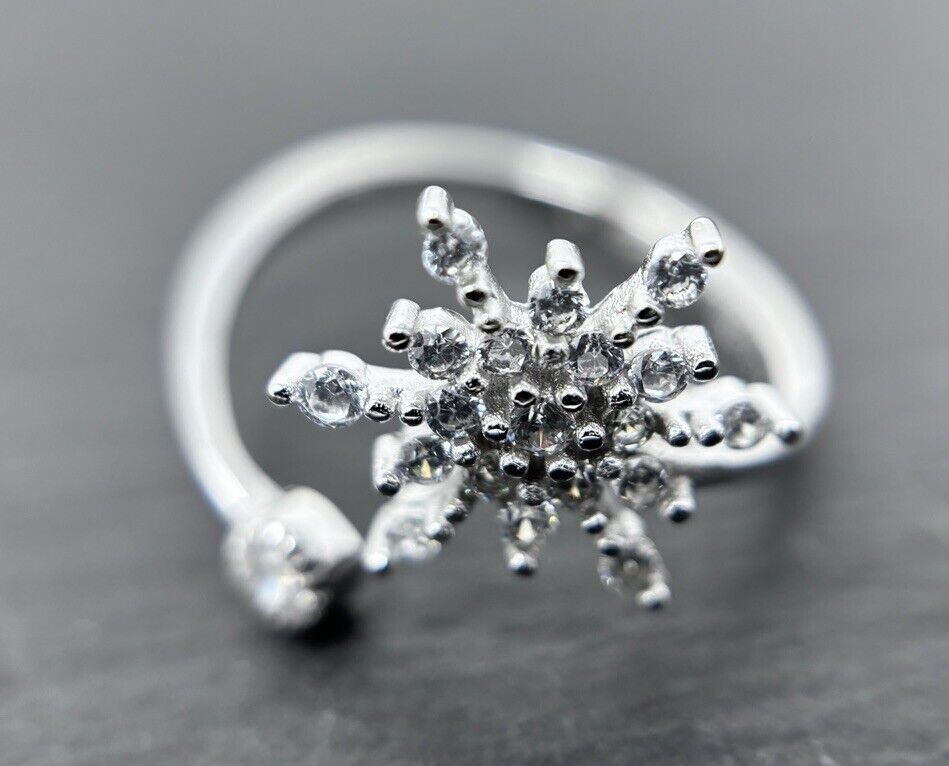 Silberring 925er Stern Brillantschliff Weiß rhodiniert glänzend