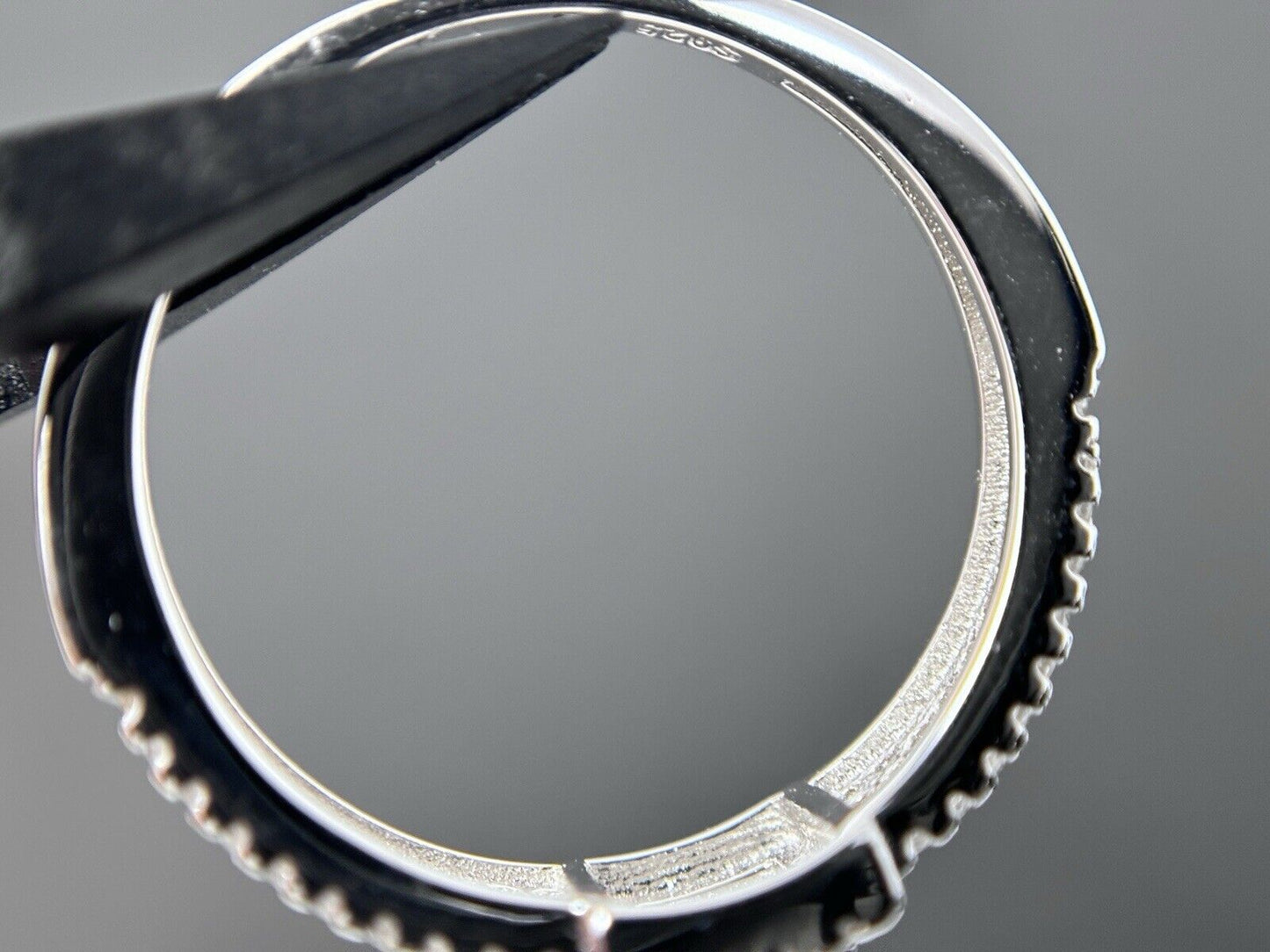 Entourage Ring Princesscut Silber 925er Steine in der Schiene