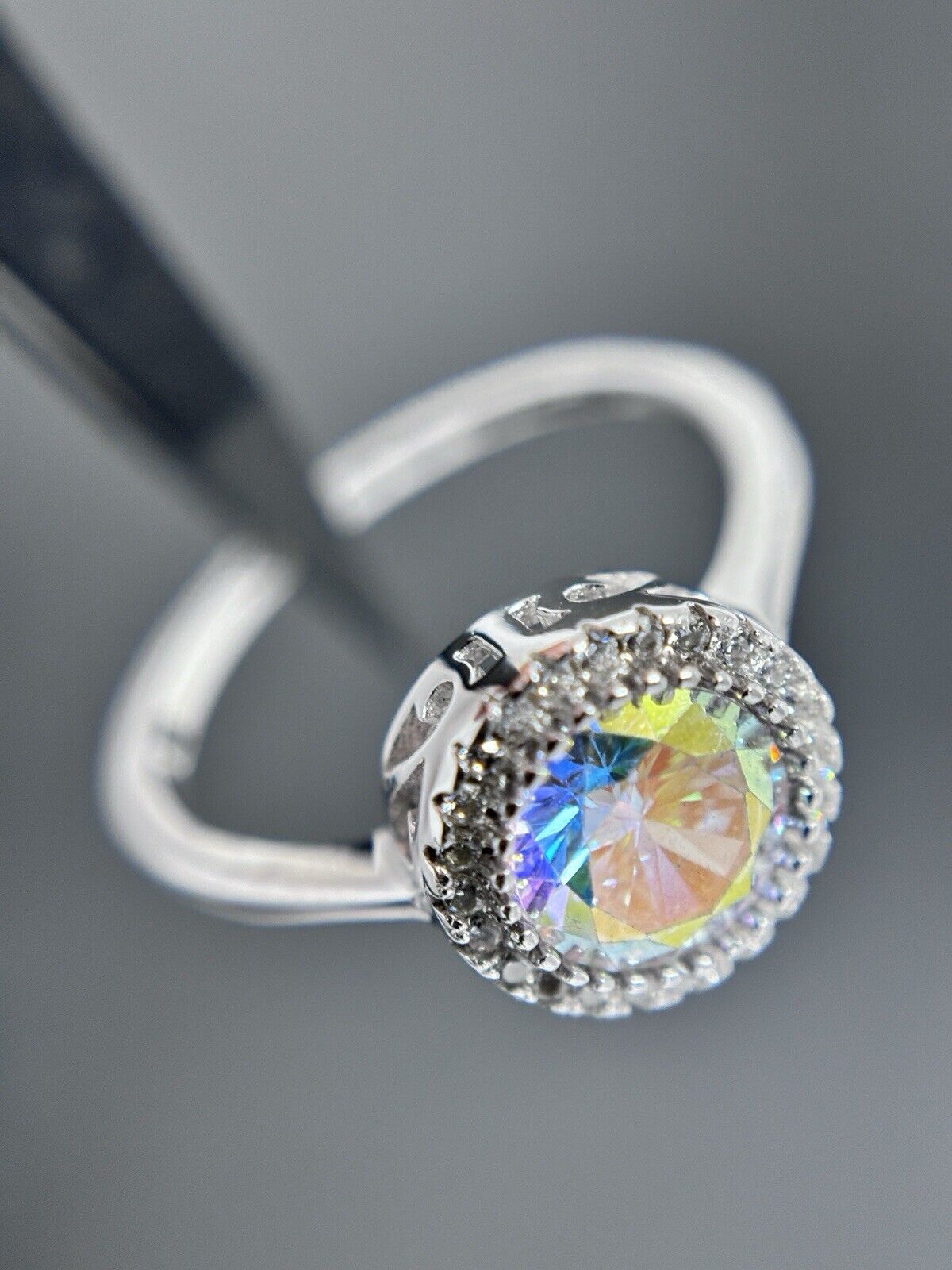 Ring Brillantschliff Silber 925er Entourage Spektralfarben