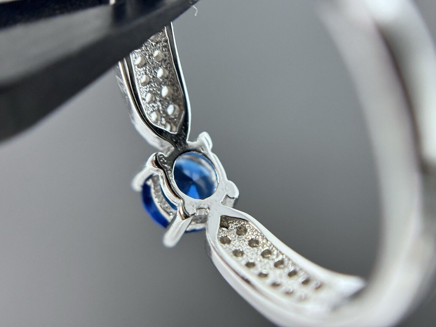 Ring Farbe wie Saphir Silber 925er Brillantschliff Solitärring