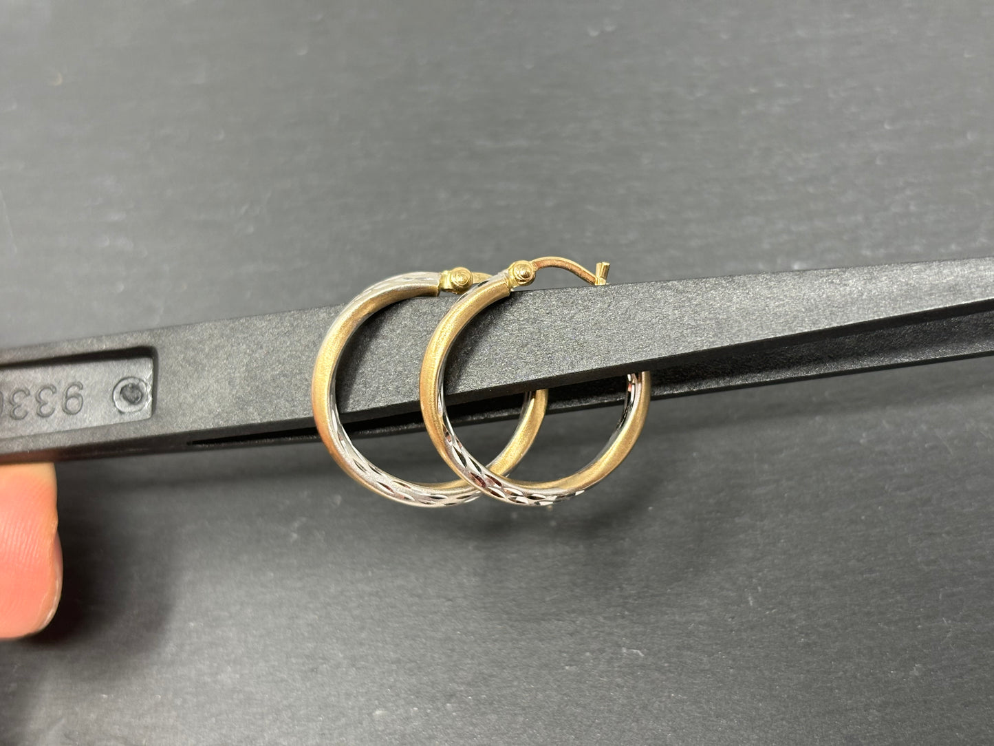 Verkauft !Ohrringe Creolen Gold Rosegold 9K/375 gezwirbelt No.116