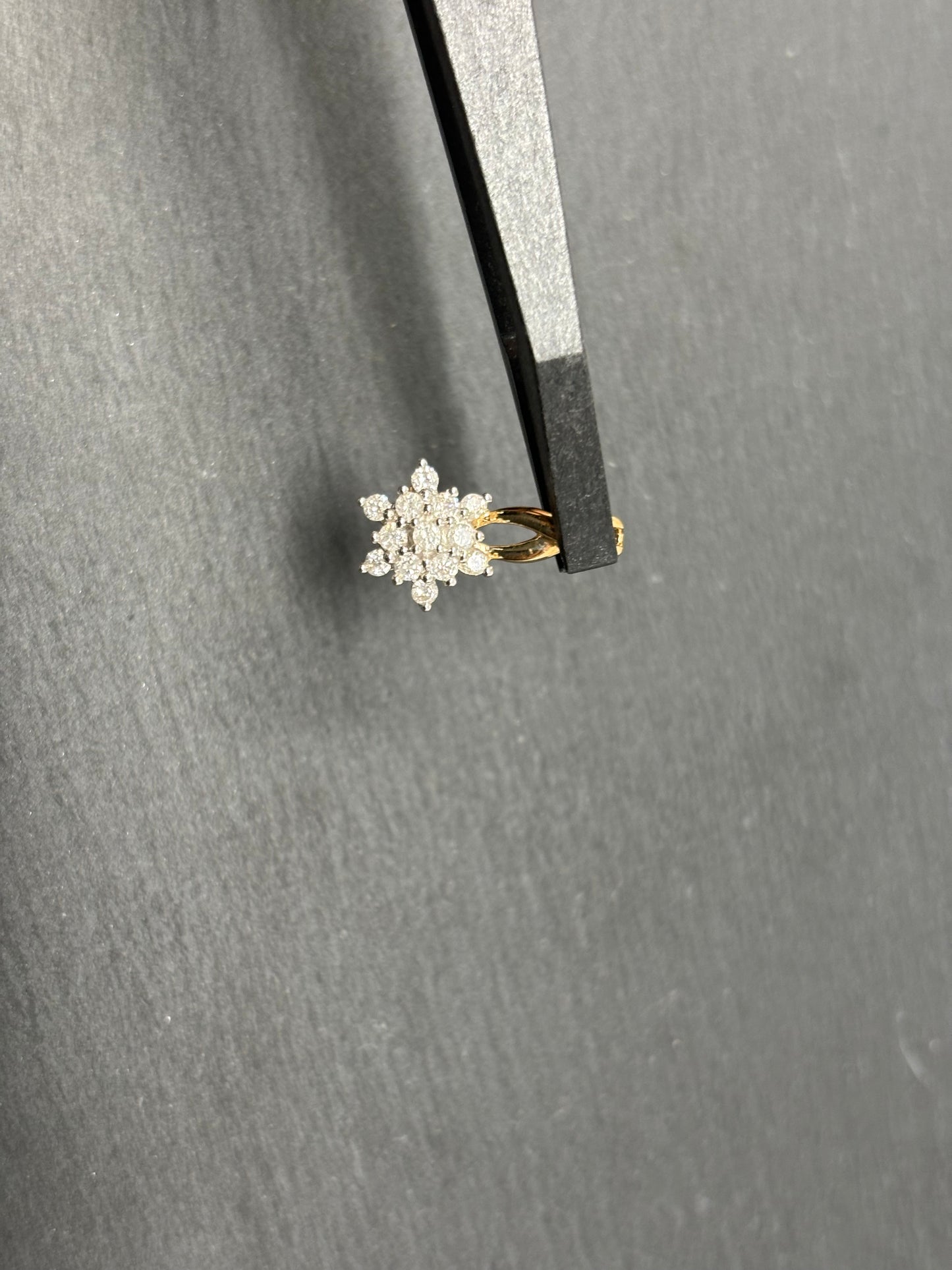 Verkauft! Gold Anhänger 14K/585 Stern mit Diamanten fein edel Gelbgold ca. 0,15ct No.82