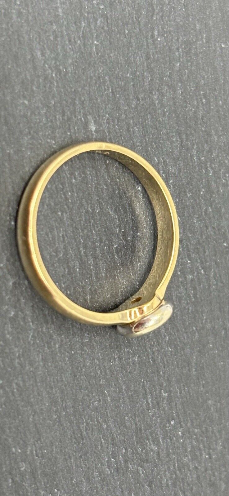 Gelbgold Solitärring Brillant glänzend 9K/375 Gr.56 No.109