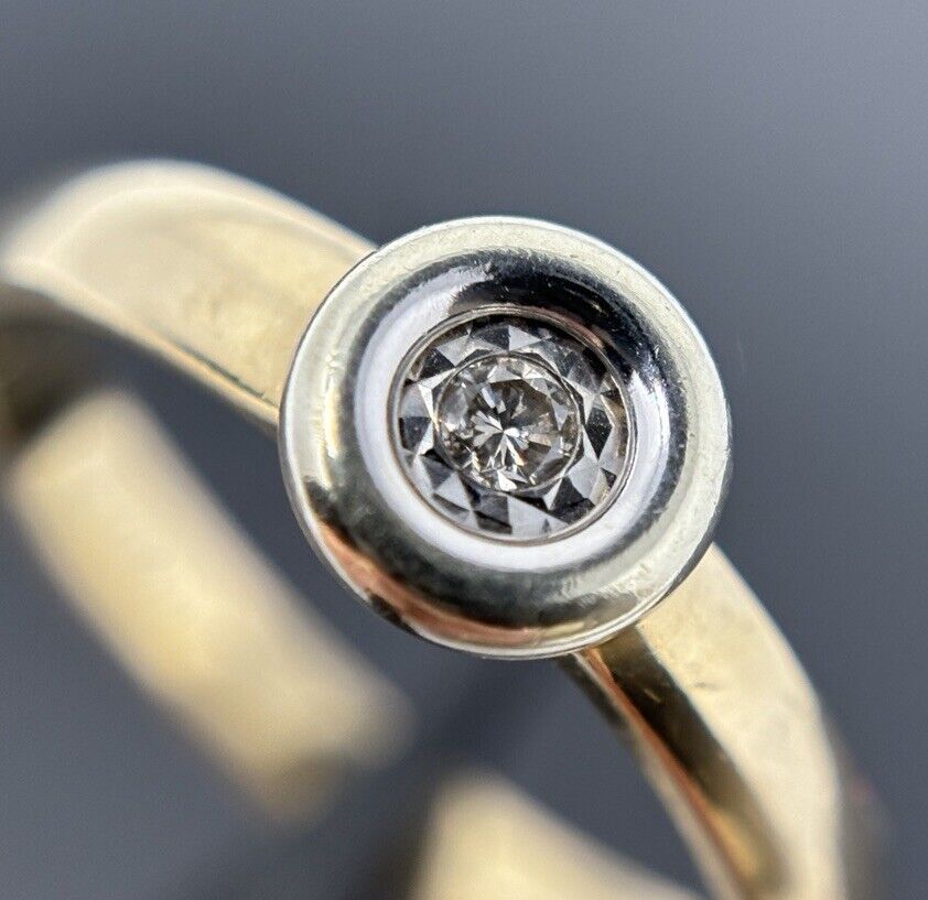 Gelbgold Solitärring Brillant glänzend 9K/375 Gr.56 No.109