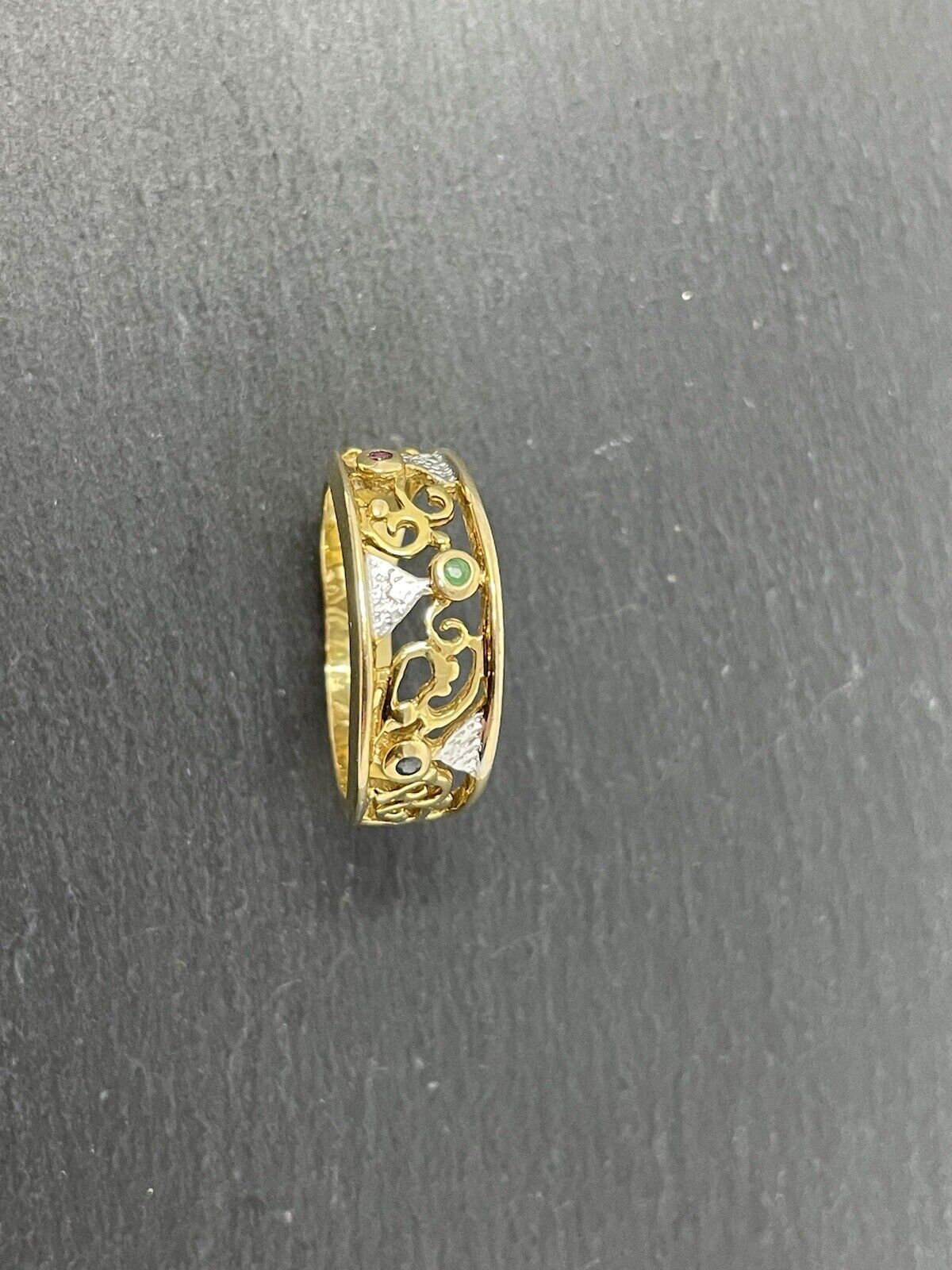 Gold Ring 8K/333 Gelbgold Rubin/Saphir/Smaragd Vintage 8mm Gr.59,5 No.64.2 verkauft