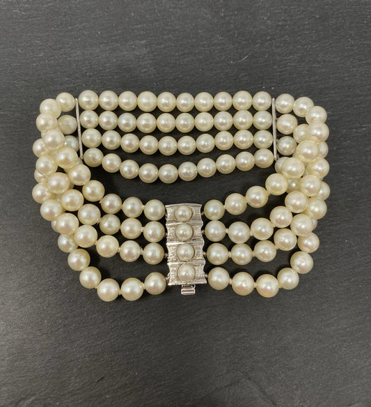 Vierreihiges Perlenarmband | 14K/585 Weißgold Luxus