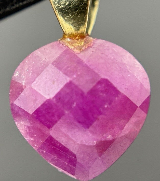 Gold Anhänger 14K/585 Rubin Herzschliff Synthetisch 10mm 