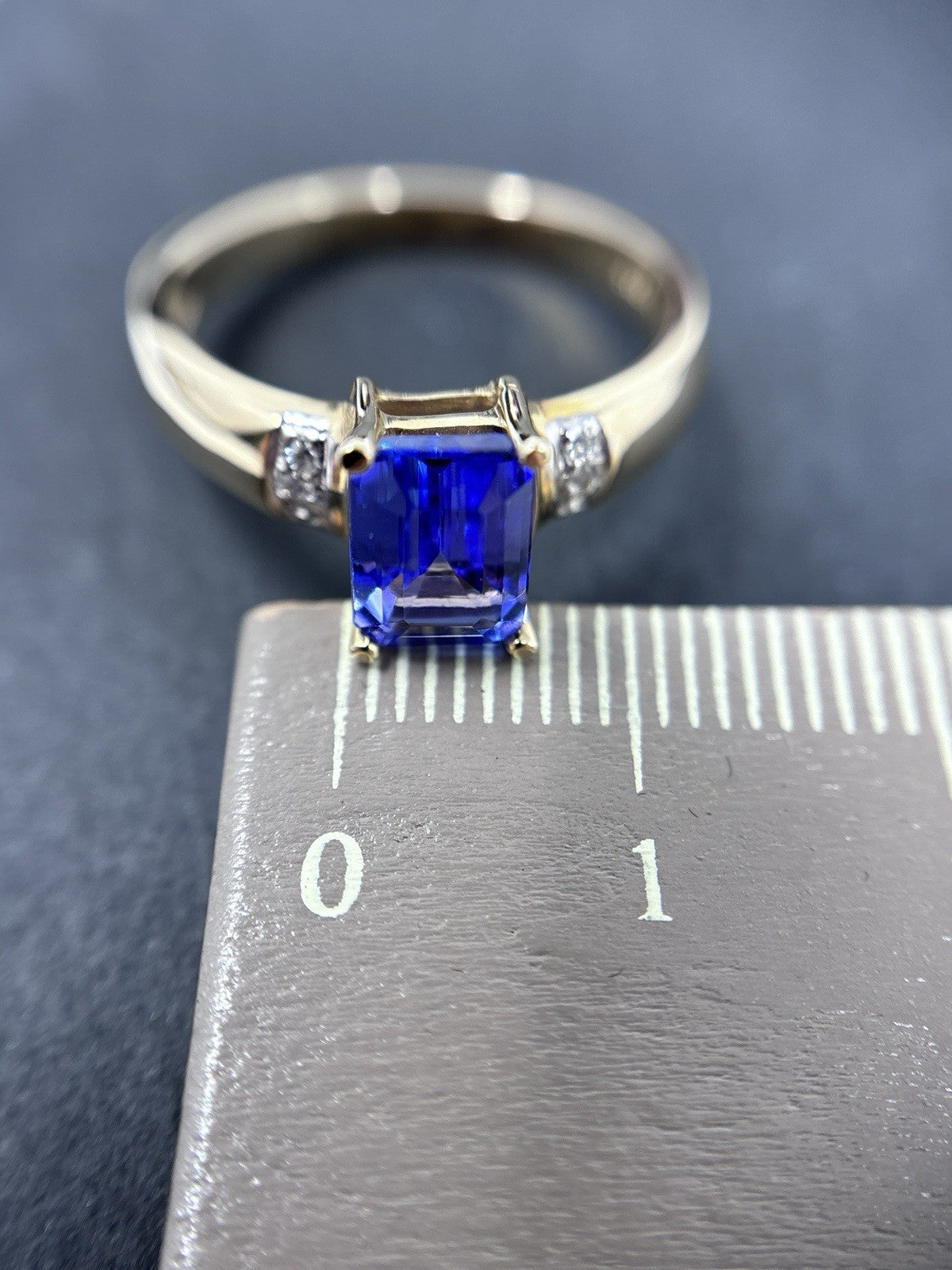 Tansanit 1,5ct Ring 585 gelb Gold 14 Karat Goldring Solitärring