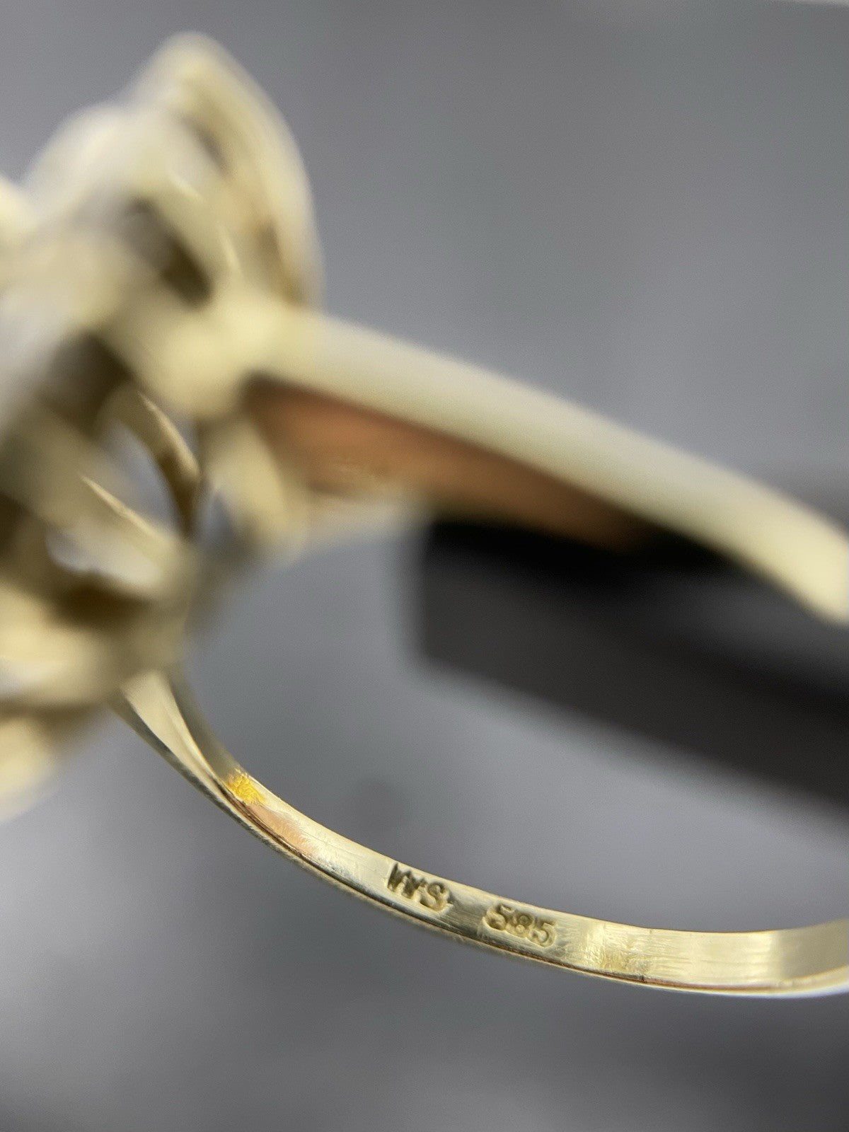 1ct Saphir Ring Und Brillanten | 14K/585 Gelbgold Gr. 54