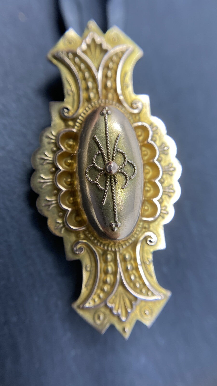 Antike Brosche Gelbgold 19/20 Jhd. viktorianisch 9K