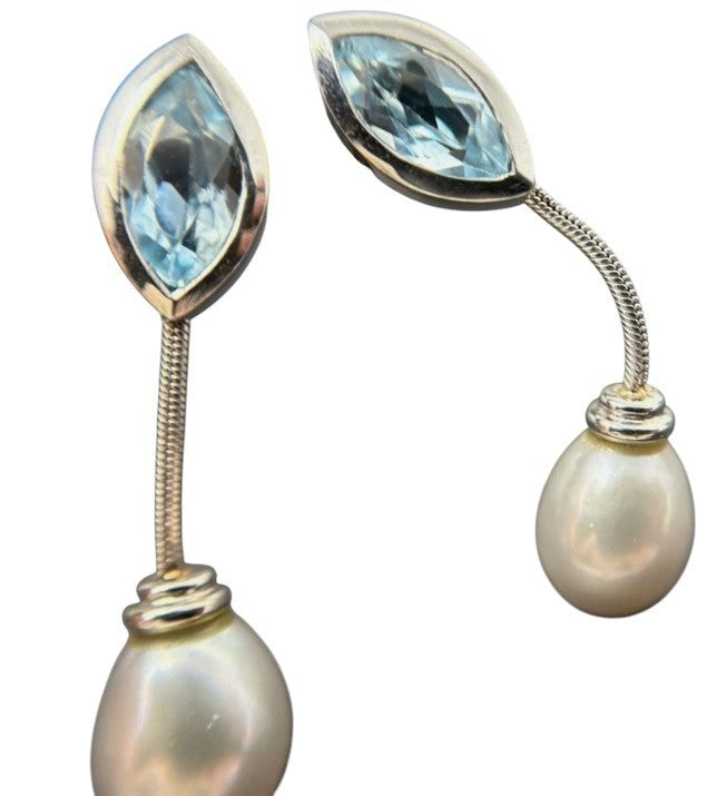 Ohrringe 14Karat Weißgold mit Blautopasen und Perlen 