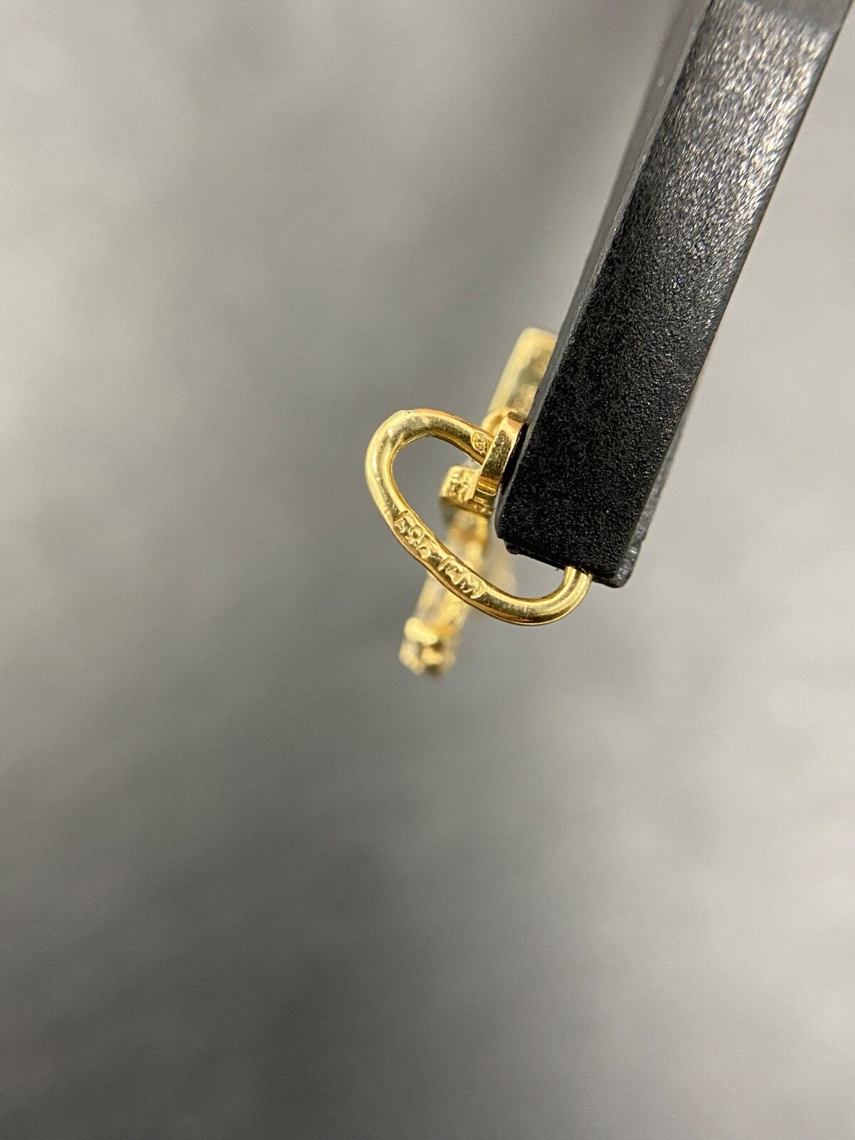 Gold Anhänger Kreuz | 14K/585 Gelbgold mit Zirkoniasteine im Brillantenschliff