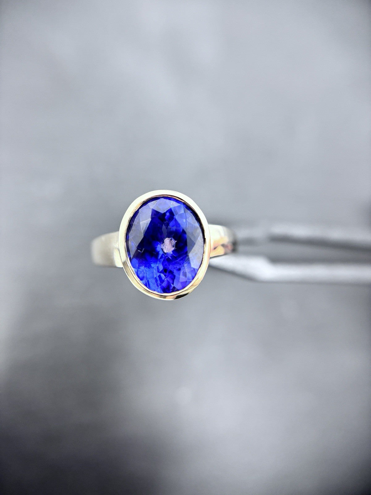 Tansanit 5ct Ring 585 gelb Gold 14 Karat Goldring Solitärring Harry Ivens