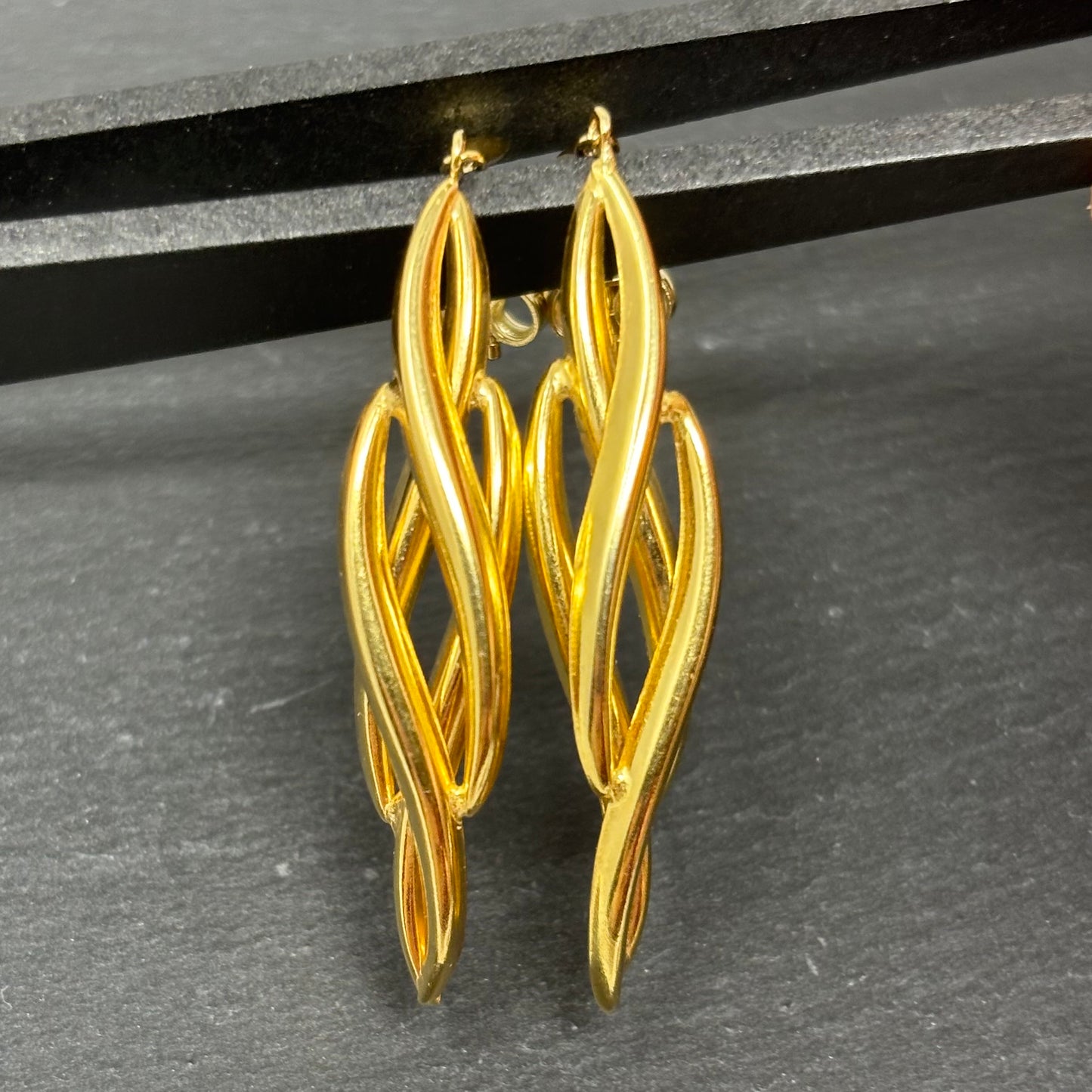 Verkauft ! Ohrhänger Ohrring filigran Gelbgold 8K/333 No.113