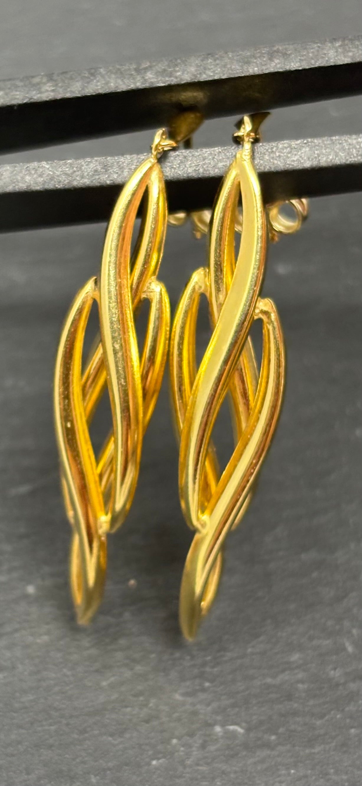 Verkauft ! Ohrhänger Ohrring filigran Gelbgold 8K/333 No.113