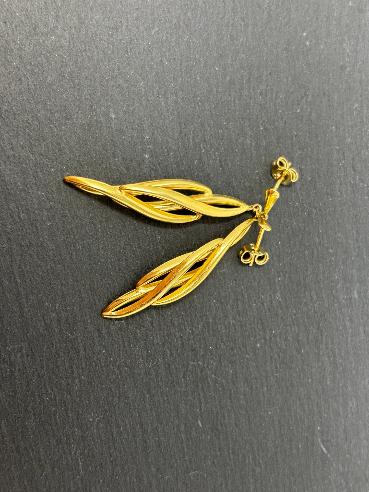 Verkauft ! Ohrhänger Ohrring filigran Gelbgold 8K/333 No.113