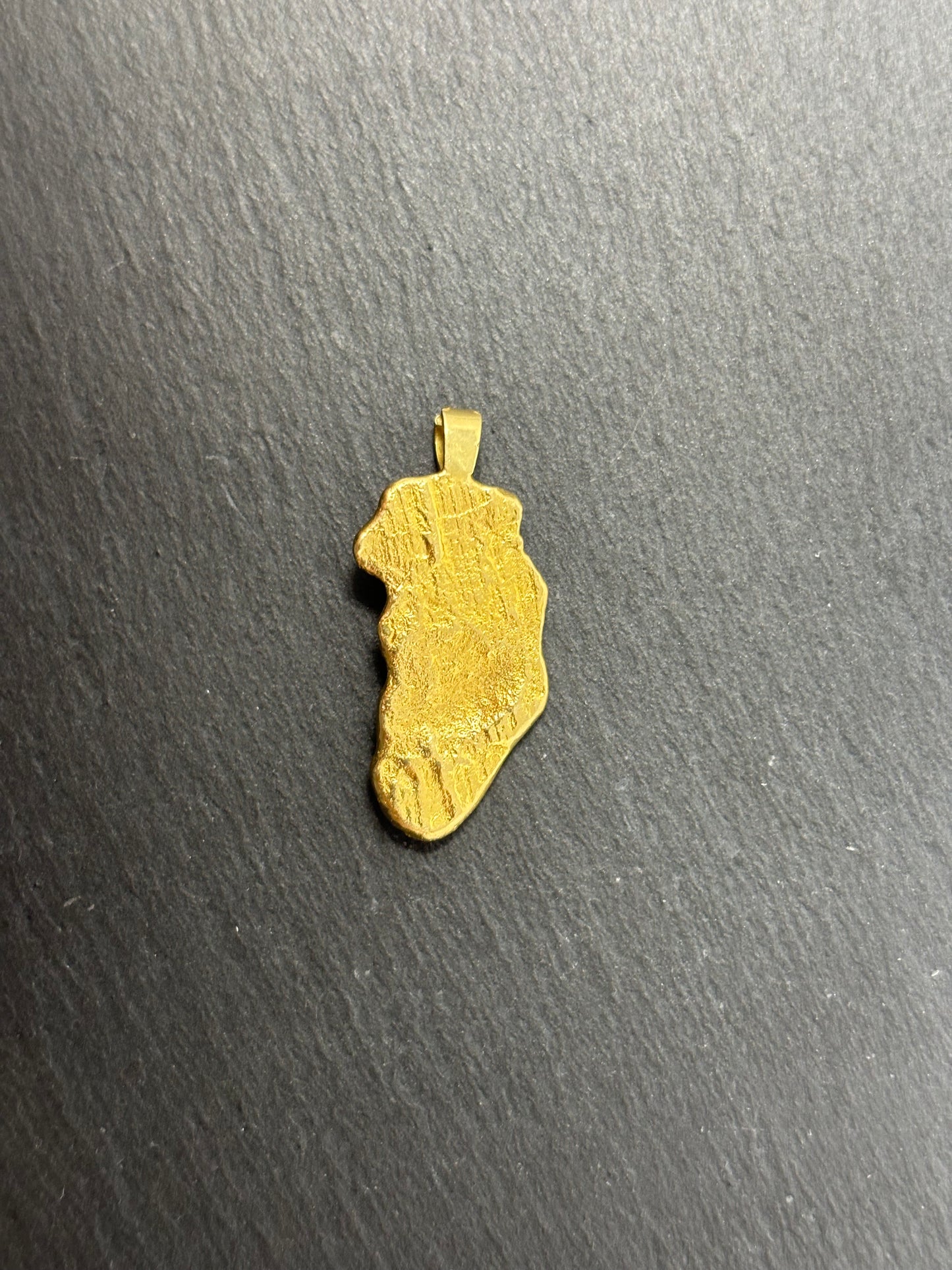 Verkauft !Goldnugget Nugget 80-90% Feingehalt Anhänger natürlich Massiv No.77