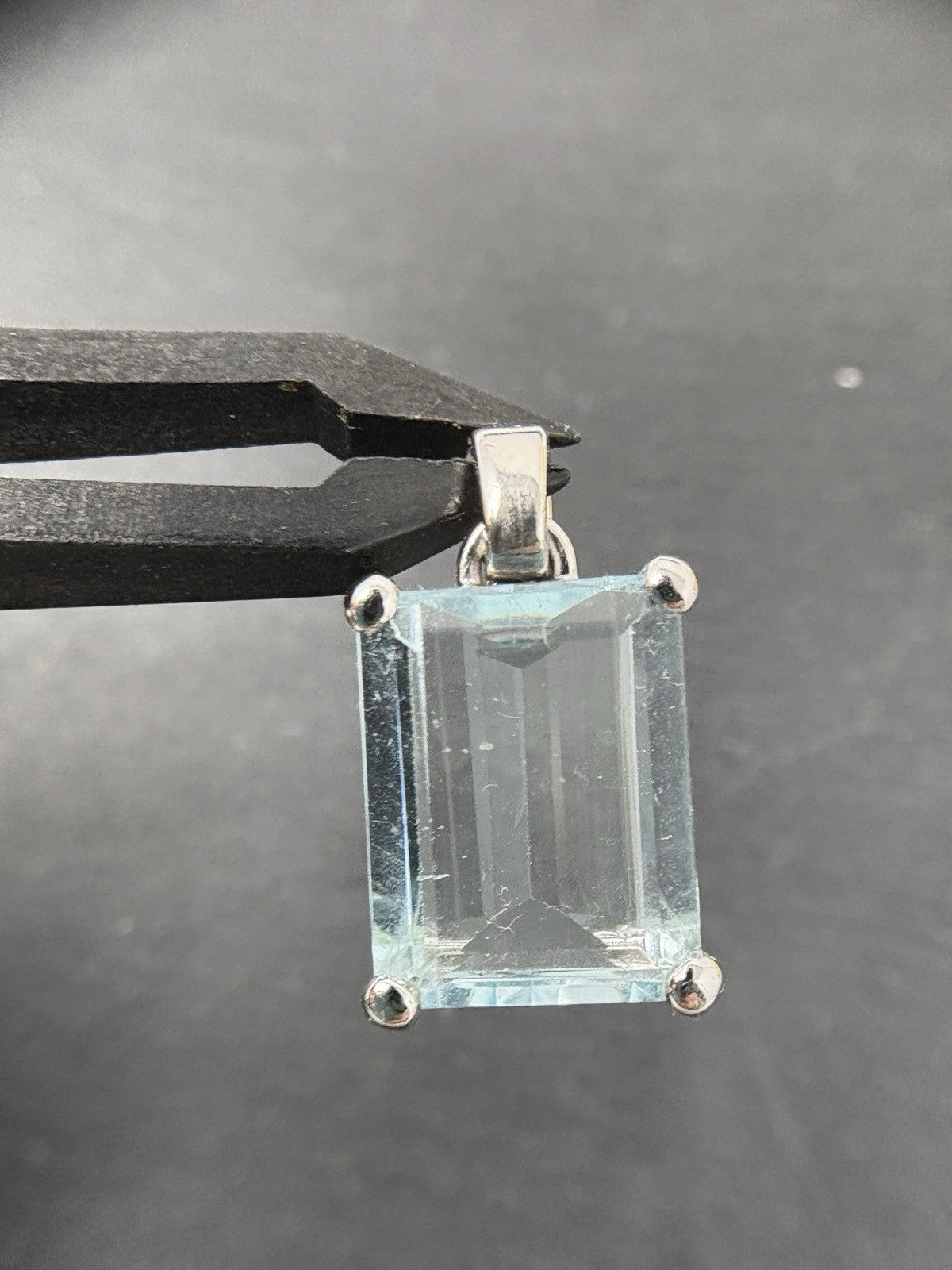 Weißgold Anhänger | Aquamarin ca. 8ct Emerald Schliff 18K/750