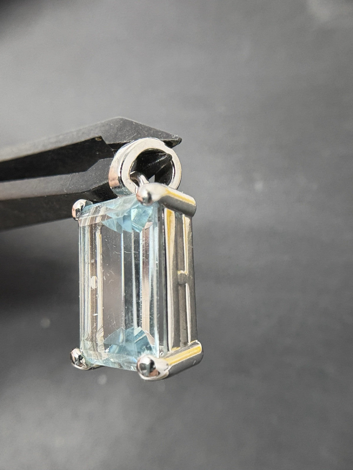 Weißgold Anhänger | Aquamarin ca. 8ct Emerald Schliff 18K/750